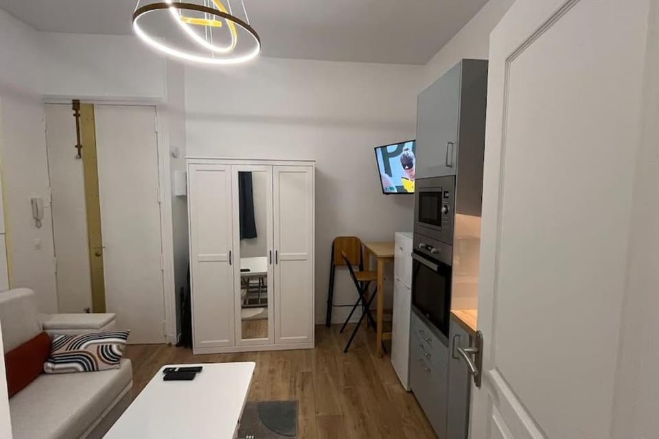 Bienvenue au 25, fonctionnel et très bien situé Apartment in Vincennes