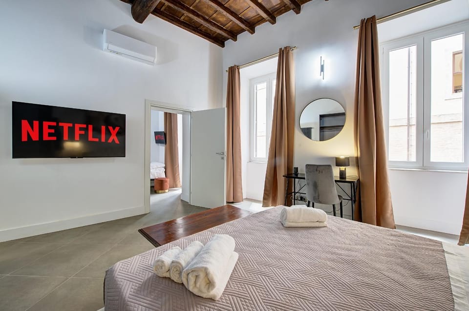 Bed, TV and multimedia, Bedroom, air conditioner