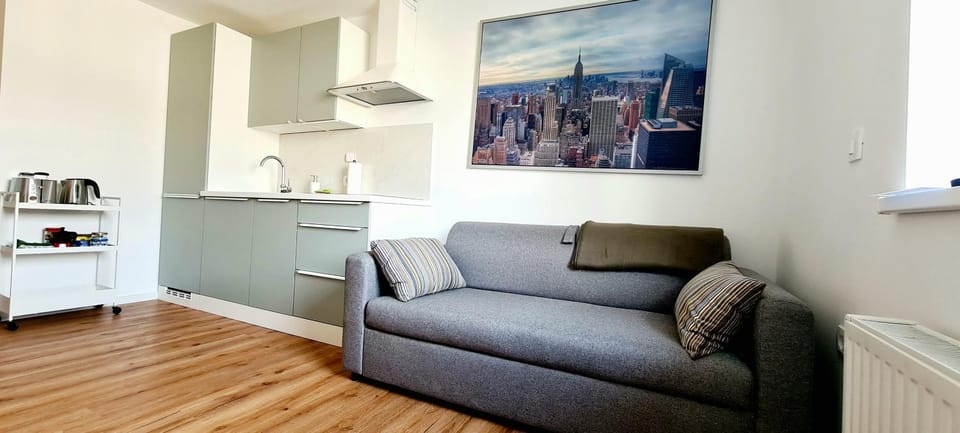 Kitchen or kitchenette, Seating area