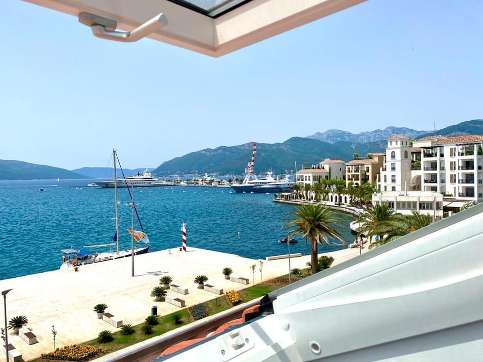 Riva Guesthouse Bed and Breakfast in Kotor Municipality