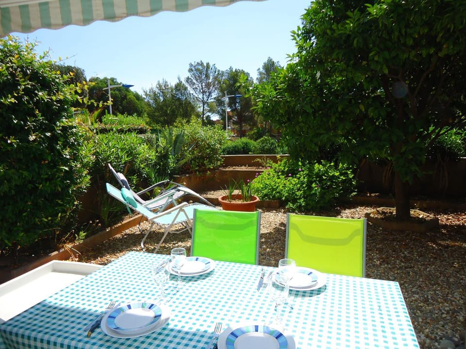 Bel Appartement 2 Pièces Climatisé proche Plages Apartment in Cavalaire-sur-Mer