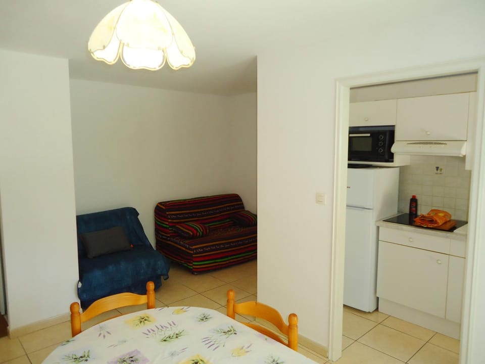 Bel Appartement 2 Pièces Climatisé proche Plages Apartment in Cavalaire-sur-Mer