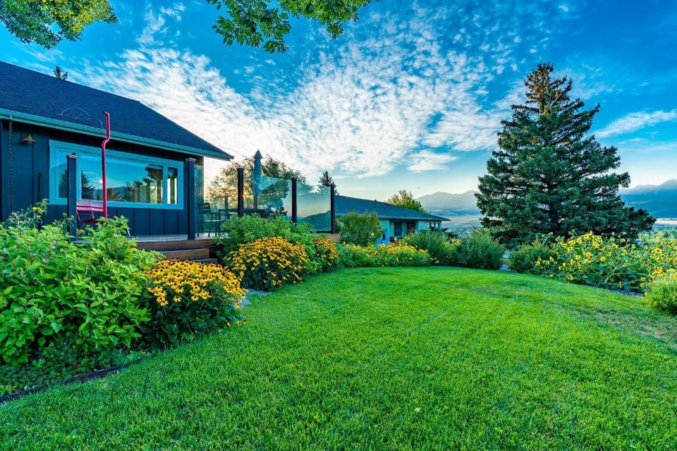 Absaroka Sunrise House in Livingston