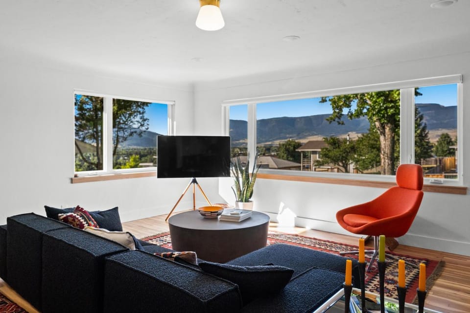 The Holiday Rambler House in Livingston