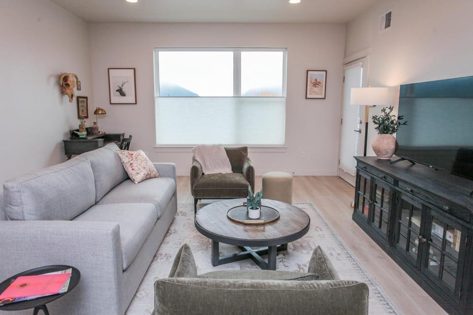 Yellowstone Flats House in Livingston