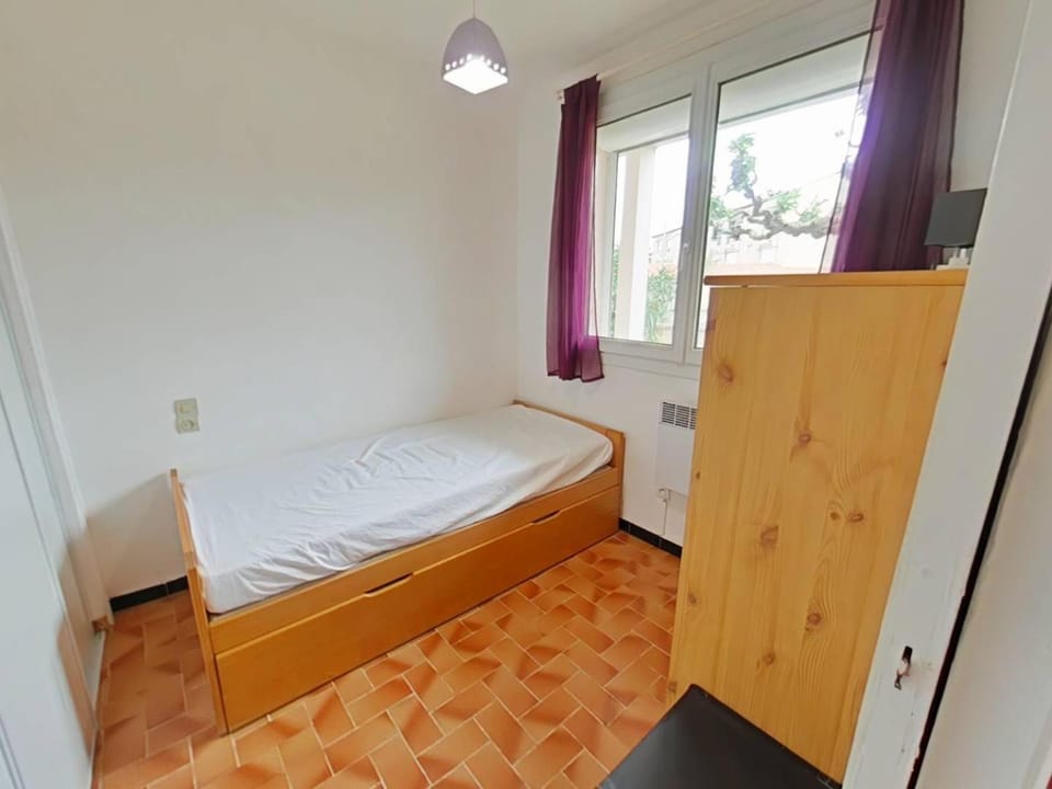 Appartement T2 en RDC avec une terrasse donnant un accès direct à la plage Apartment in Fleury