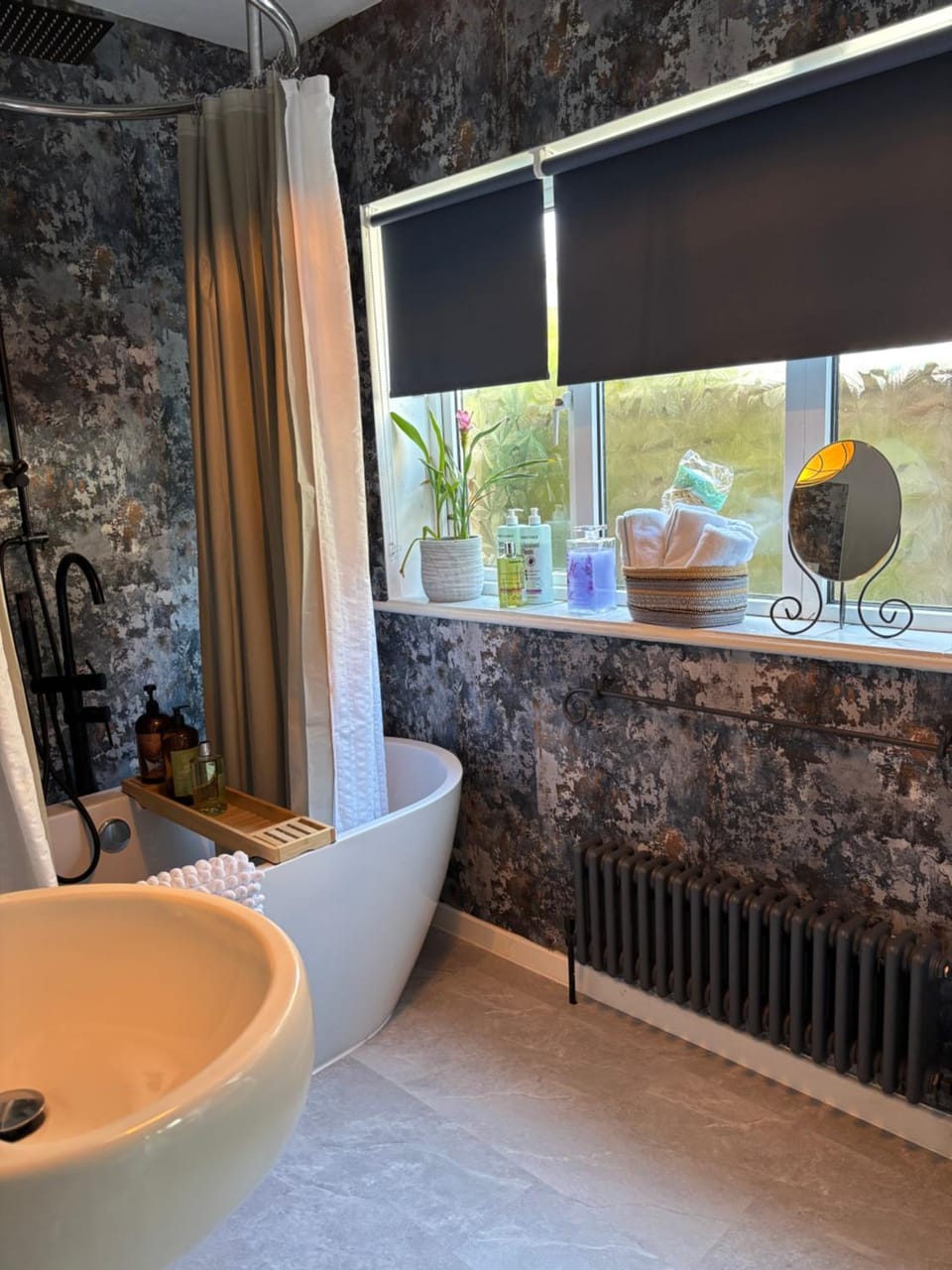 Bathroom, Bath