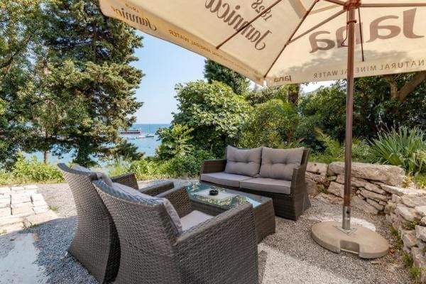 Apartments Port View Apartment in Dubrovnik-Neretva County