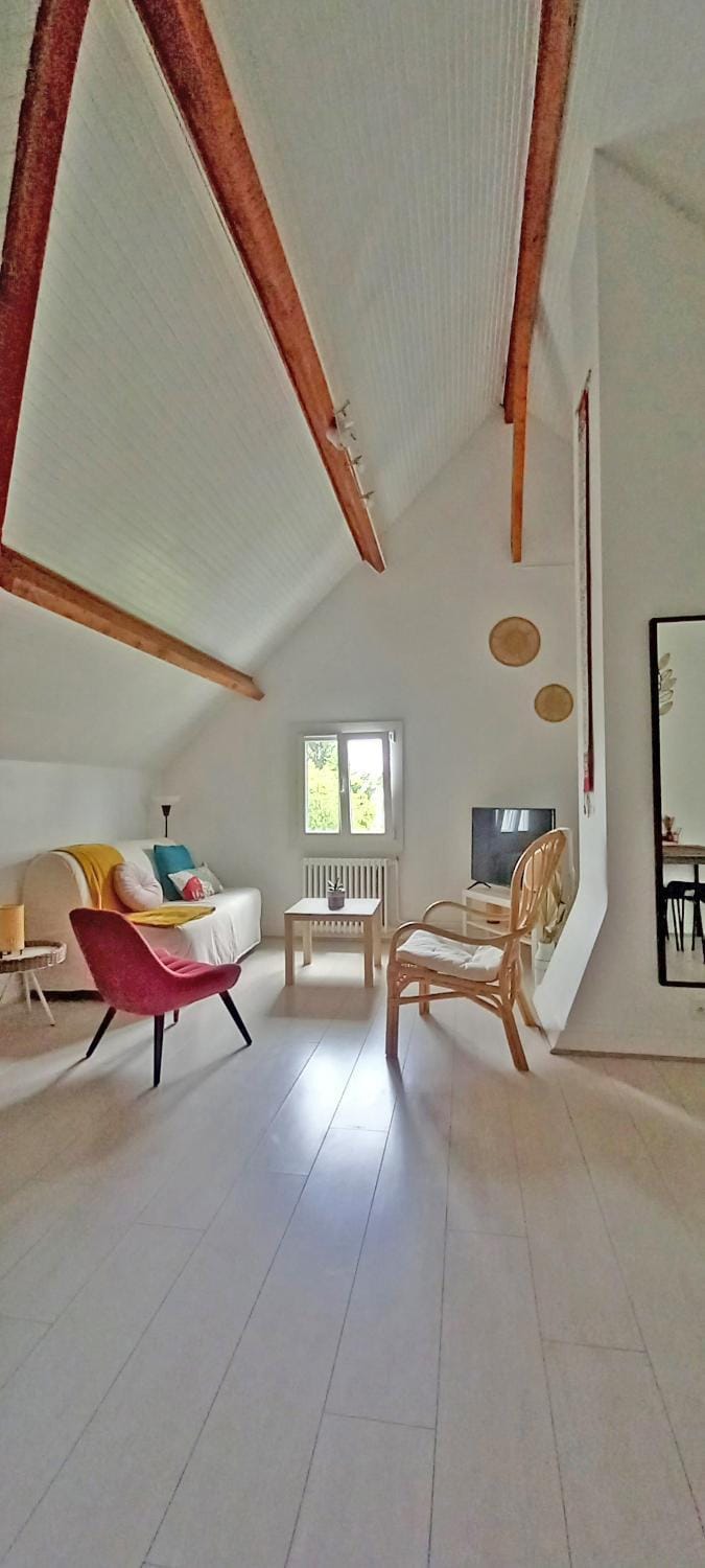 Living room, Seating area