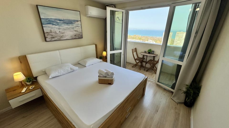 Апартамент Панорама Лазур Apartment in Burgas