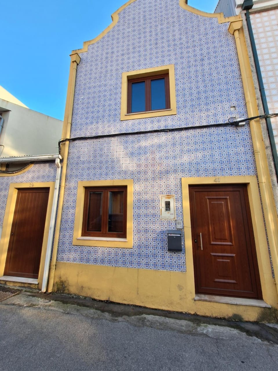 Property building, Facade/entrance