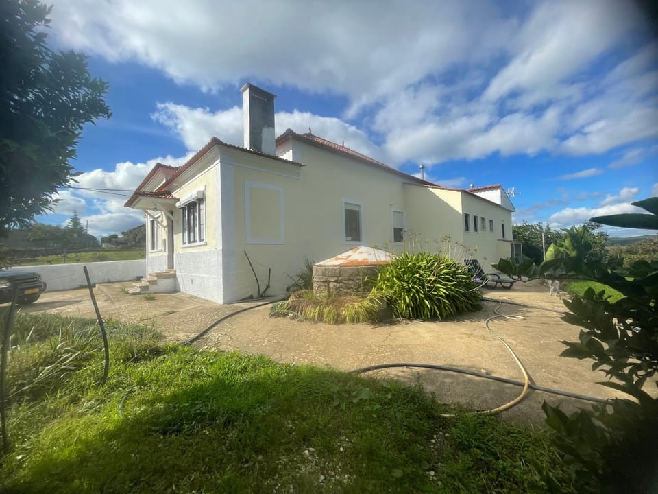 Property building, Spring, Day, Garden, Garden view