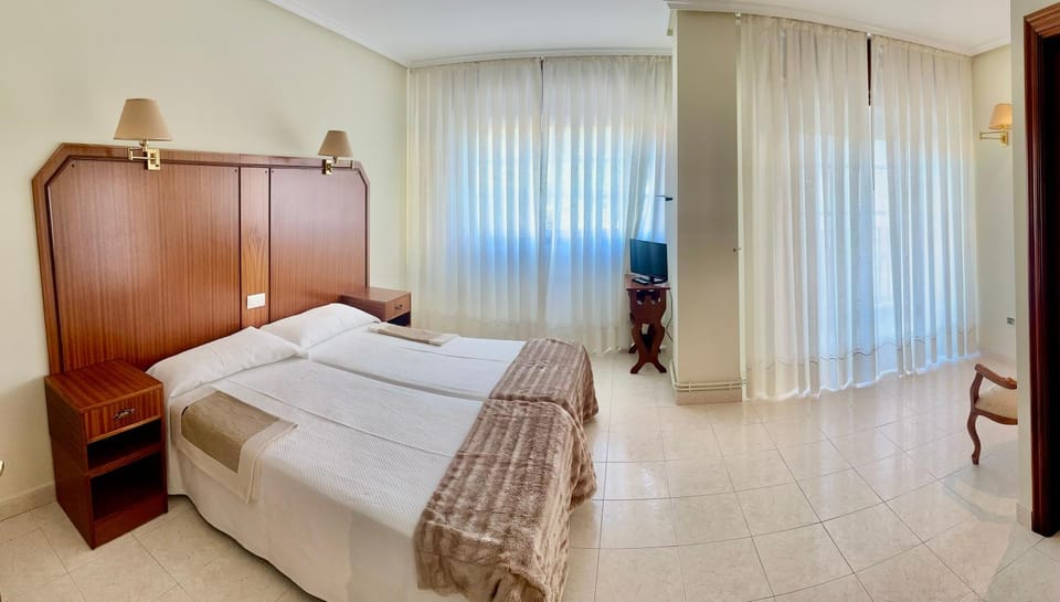 Hostal La Cubana Bed and Breakfast in Galicia