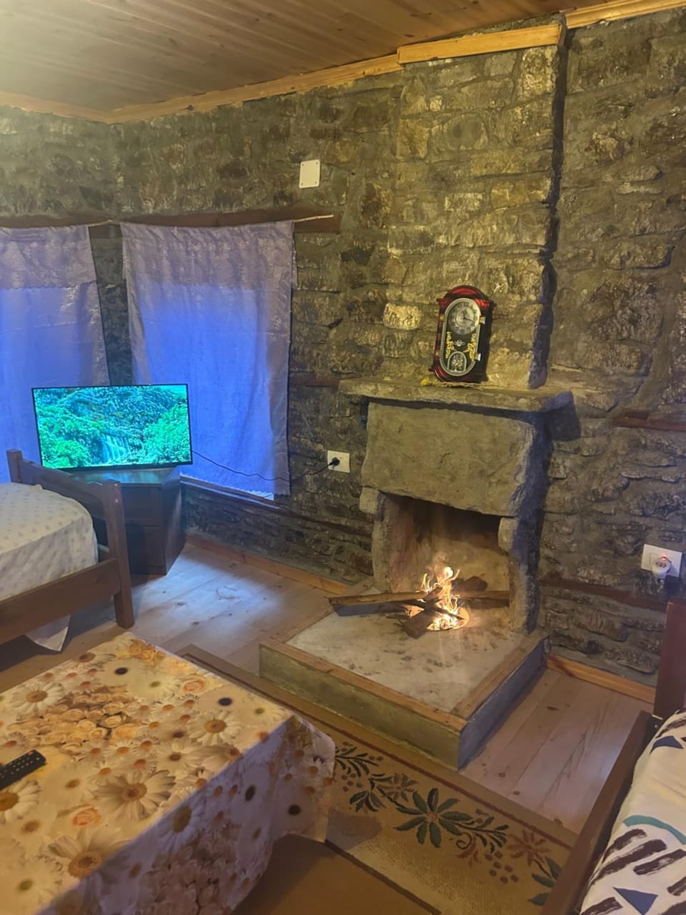 Vila Jani Stone House Fireplace near Përmet Quiet Nature Stay Bed and Breakfast in North Macedonia