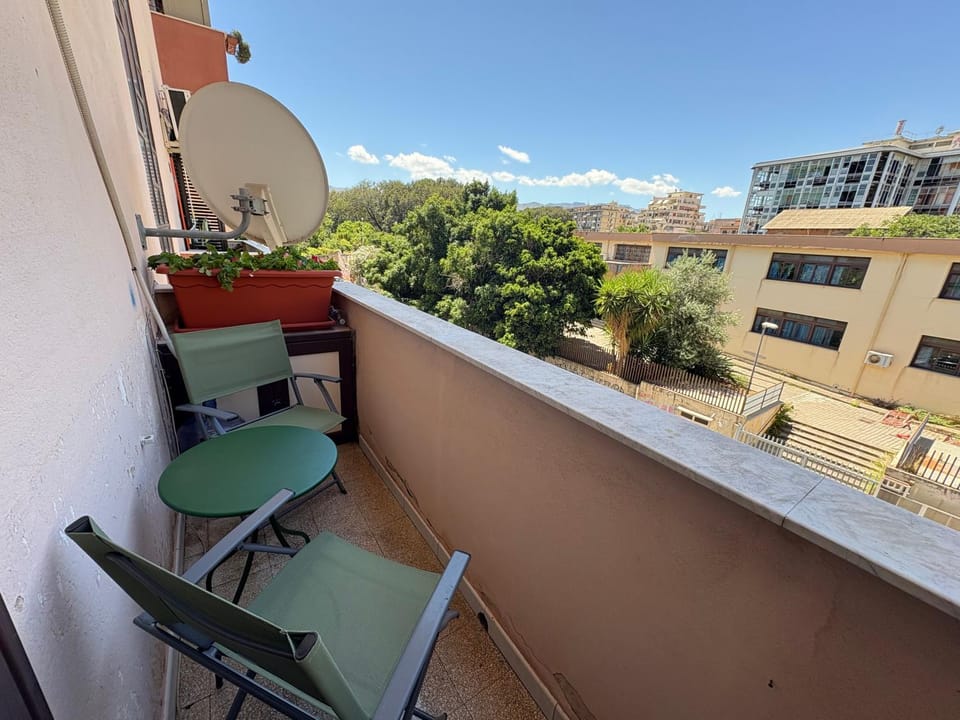View (from property/room), Balcony/Terrace
