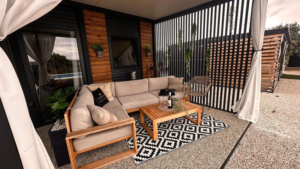Lounge or bar