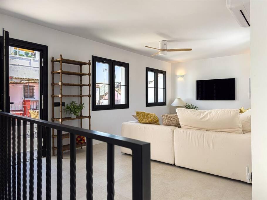 Casa Gina Old Town Marbella Center 4 Bedrooms House in Marbella