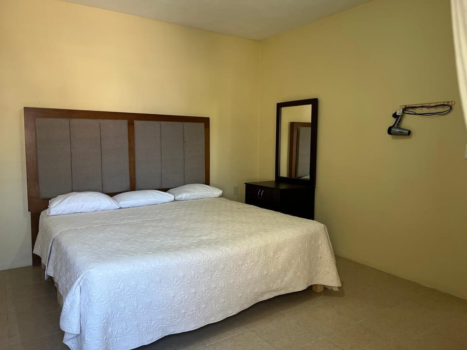 Ideal apartment to rest near the Airport Apartment in State of Oaxaca