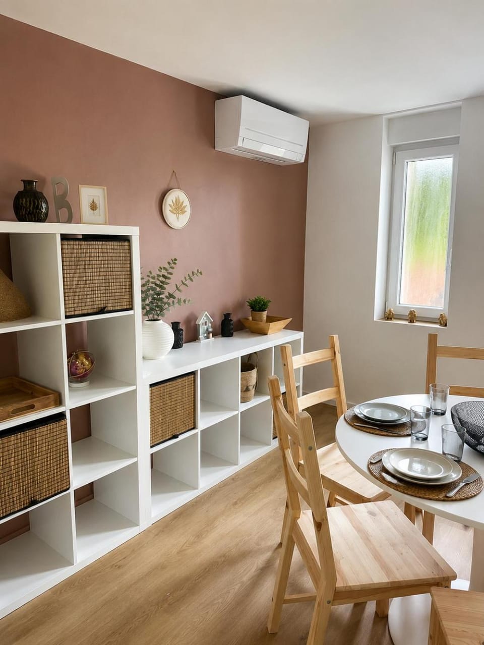 Dining area, air conditioner