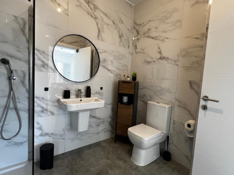 Shower, Toilet, Bathroom