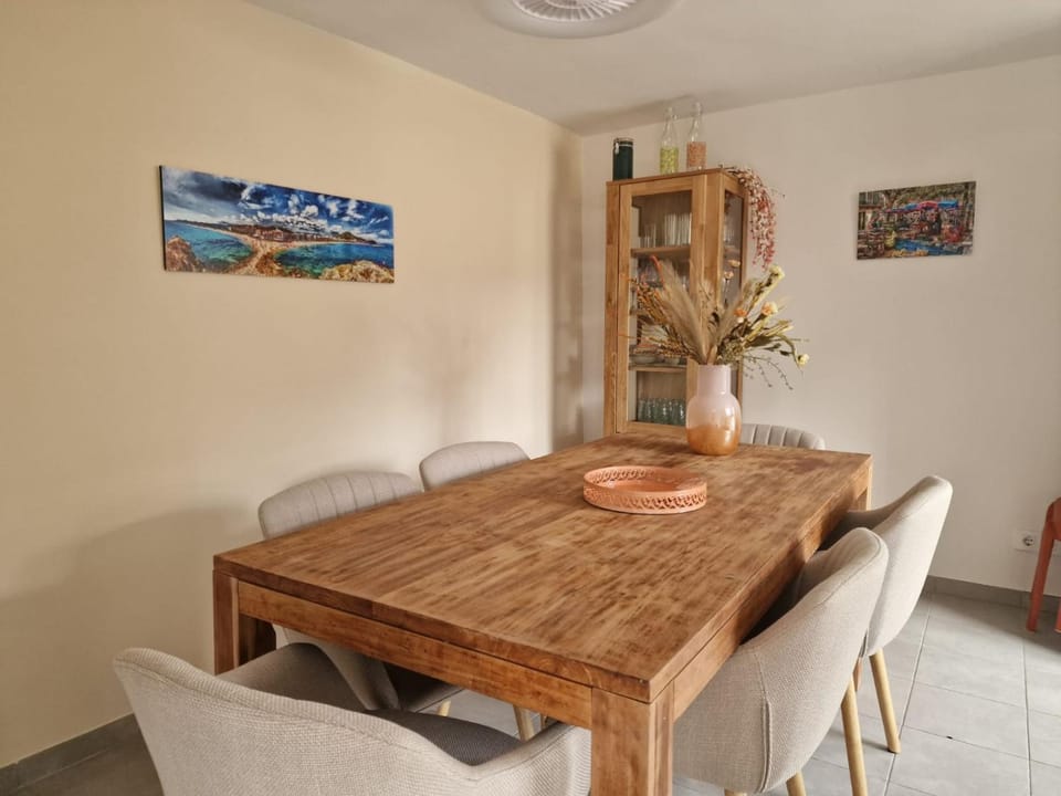 Decorative detail, Dining area