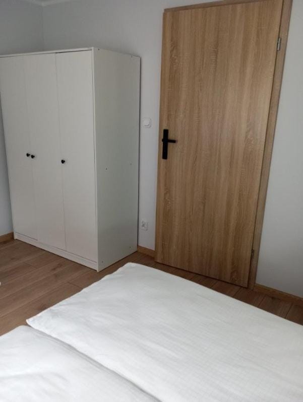 Bedroom, wardrobe