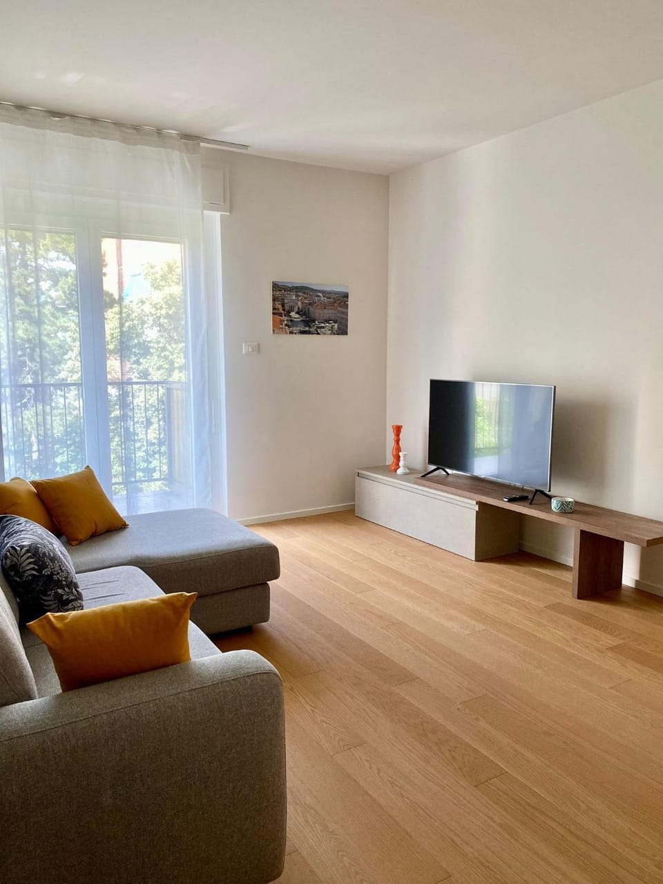 TV and multimedia, Living room