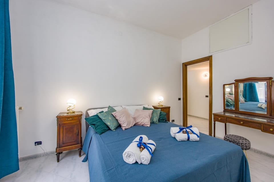 Apartment Metro San Paolo -Air Conditioning-WIFI-TV55"- 9 minutes from the Colosseo Apartment in Rome