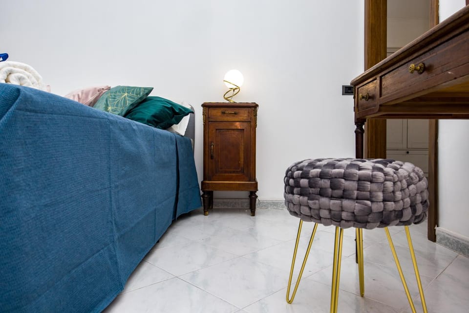 Apartment Metro San Paolo -Air Conditioning-WIFI-TV55"- 9 minutes from the Colosseo Apartment in Rome