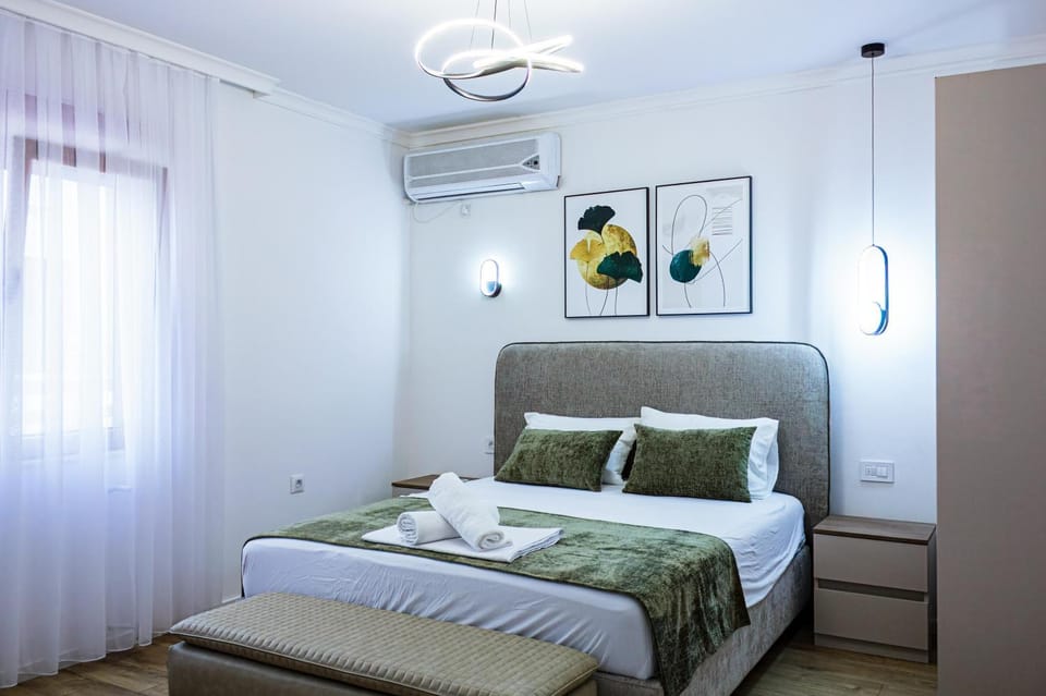 Bed, Bedroom, towels, wardrobe, air conditioner