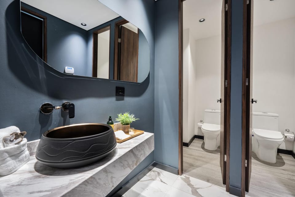 Toilet, Bathroom