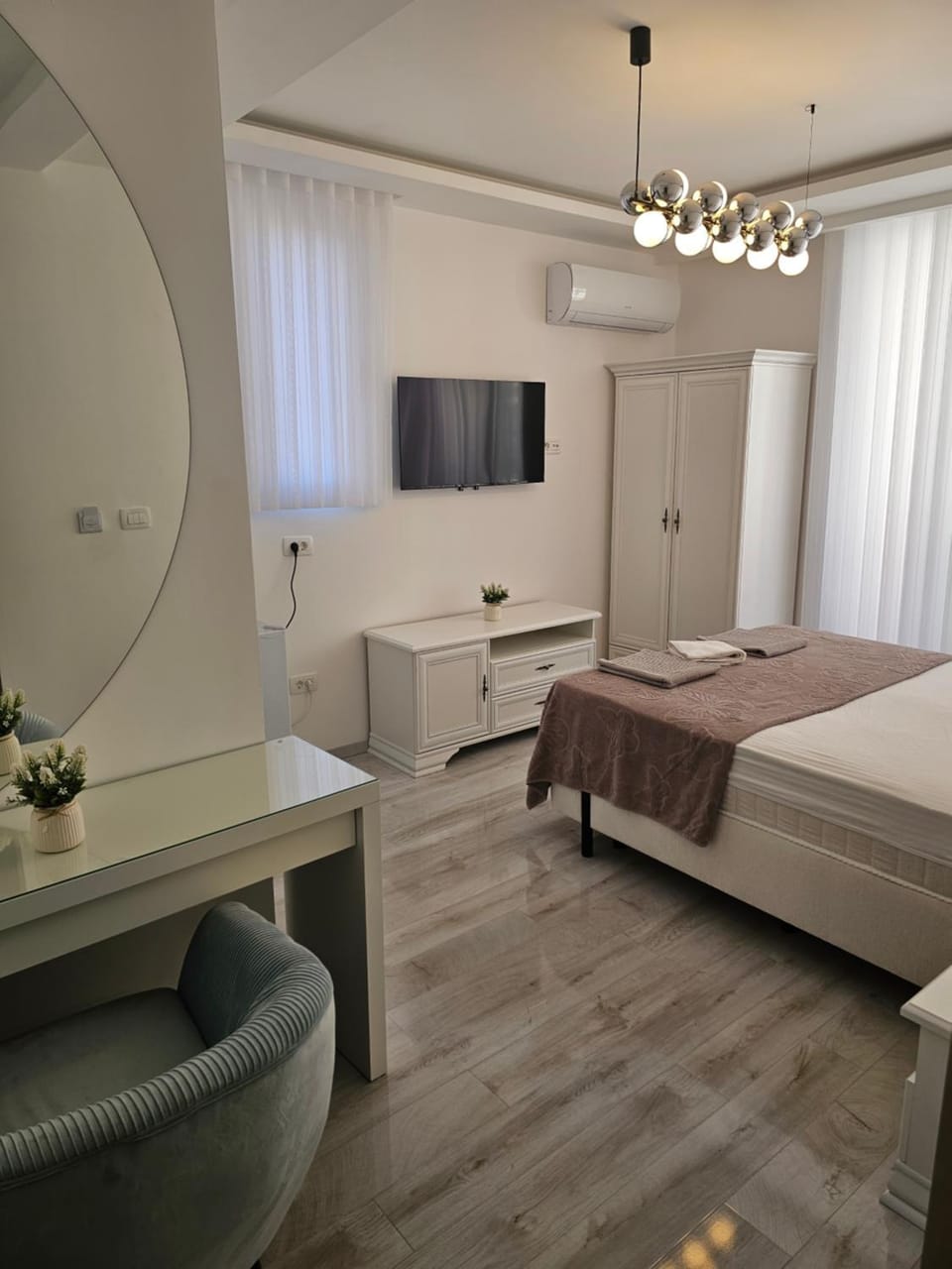La Vida Apartments Bed and Breakfast in Budva