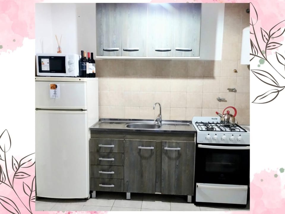 Kitchen or kitchenette, oven, pet friendly