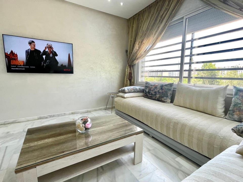 Luxueux Appartement Parc Champs de Cours avec Wifi Fibre 200 Mo illimité ! Apartment in Fes