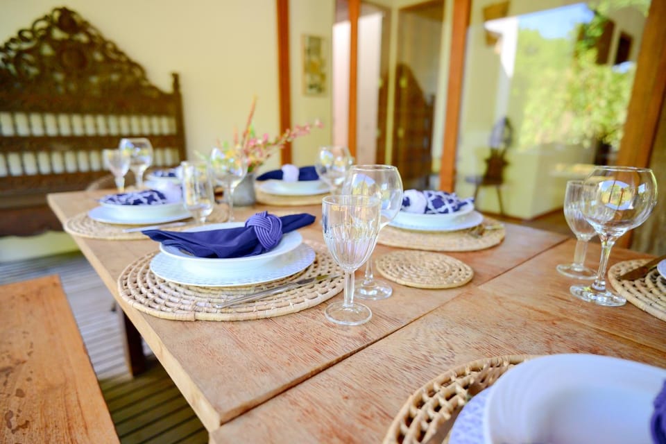 Patio, Balcony/Terrace, Food and drinks, Dining area, Food