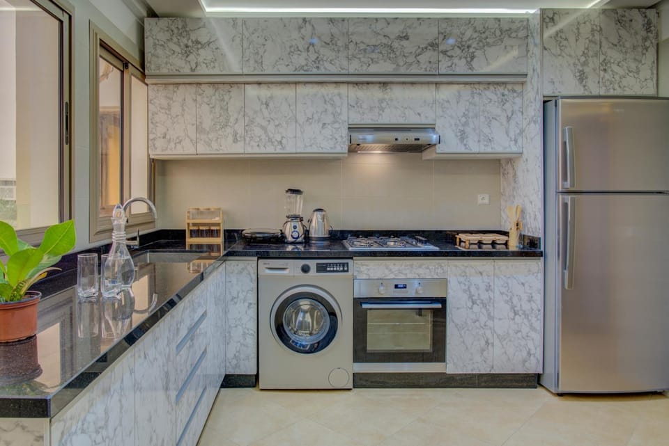 Kitchen or kitchenette, kitchen, kitchen