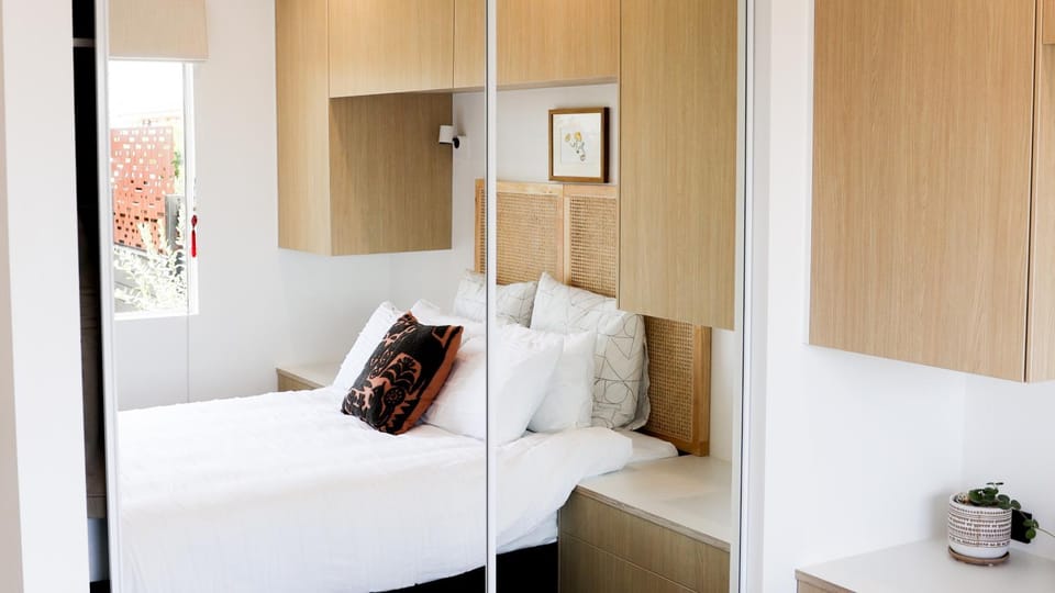 Bed, Photo of the whole room, Bedroom, wardrobe