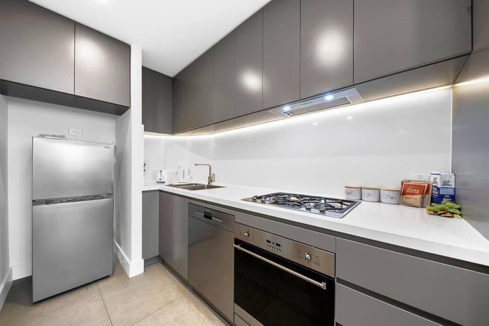 Relaxing Getaway in Olympic Park Apartment in Sydney