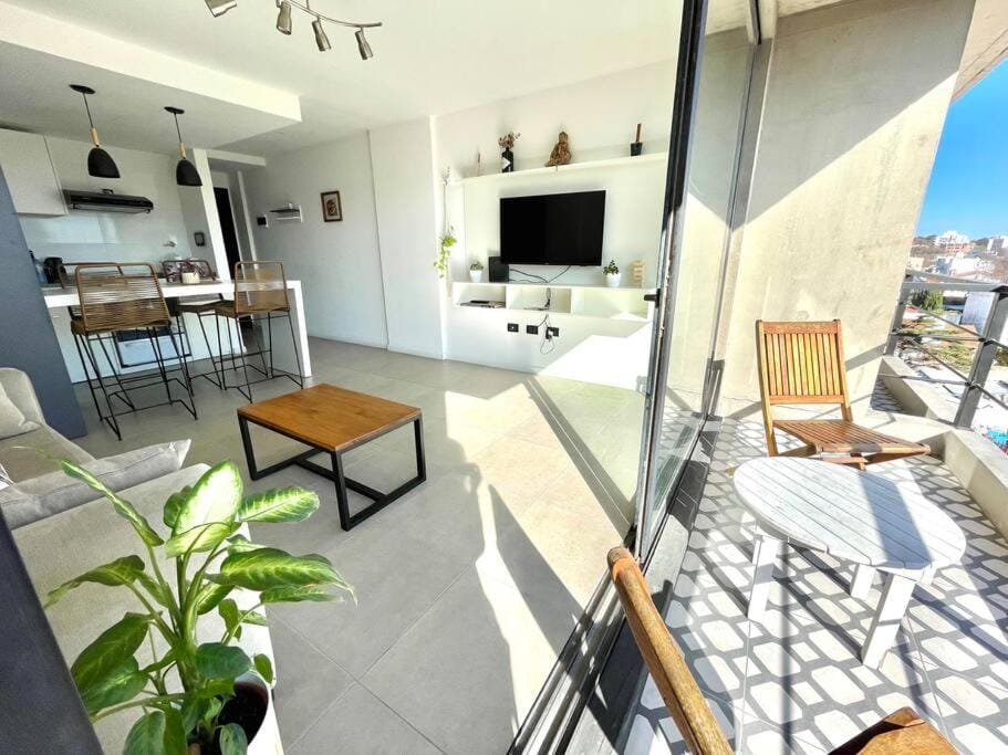 TV and multimedia, Balcony/Terrace, Living room, Seating area