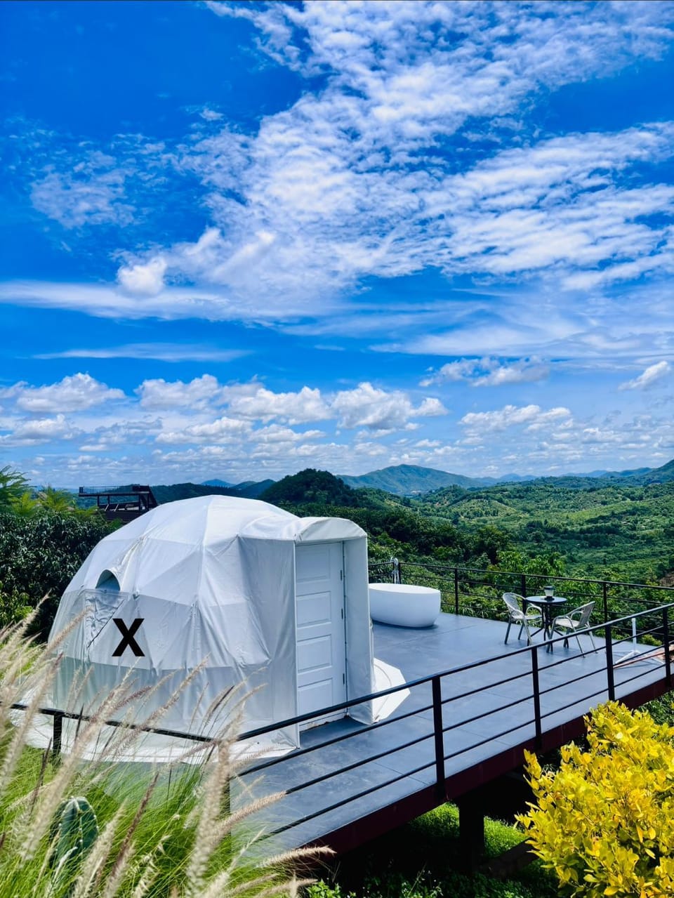 สกายเบย์ เชียงคาน Campground/ 
RV Resort in Vientiane Province, Laos
