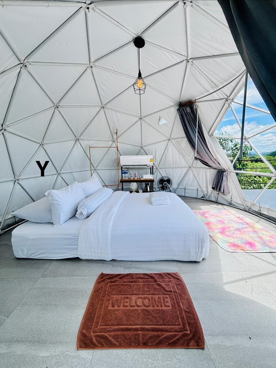 สกายเบย์ เชียงคาน Campground/ 
RV Resort in Vientiane Province, Laos