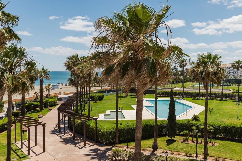 Pool view, Sea view, Swimming pool