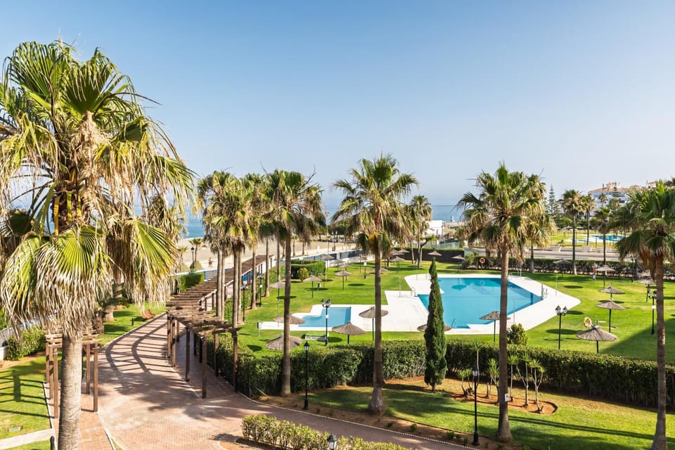 Garden, View (from property/room), Garden view, Pool view, Swimming pool
