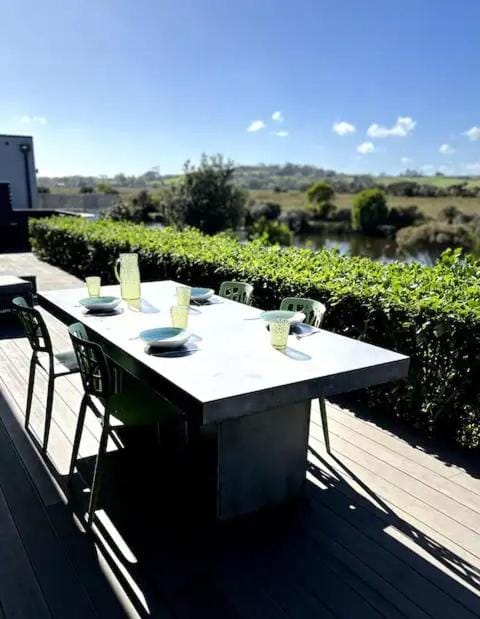 Hidden Treasure in Mangawhai Village House in Auckland Region