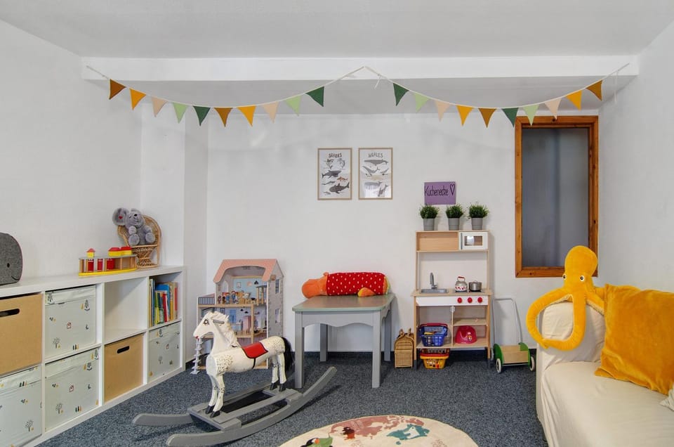Property building, Living room
