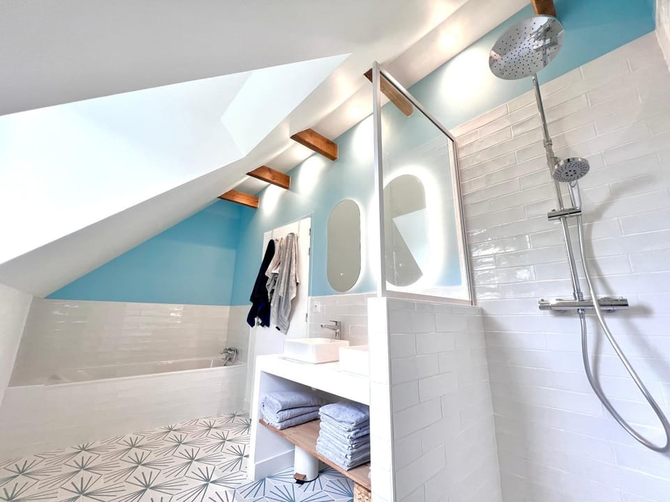 Shower, Bathroom