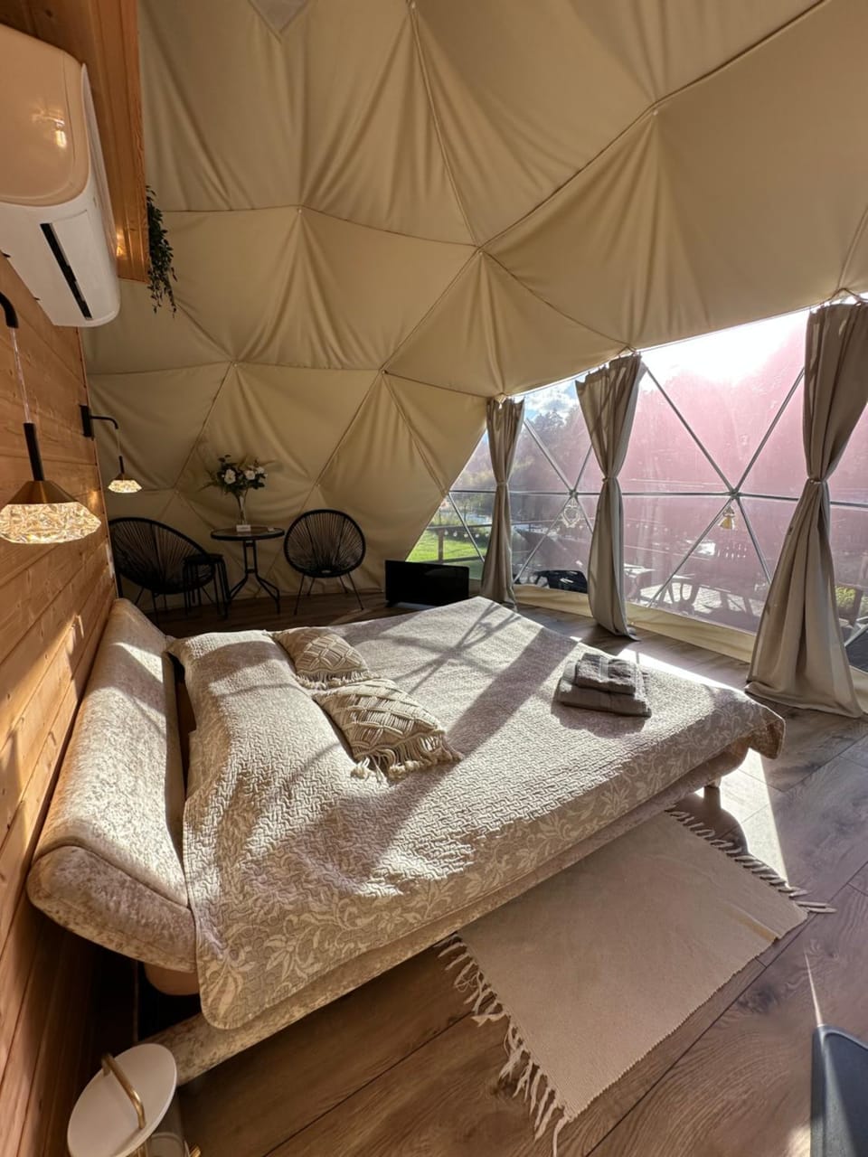 Grisli glempings Luxury tent in Latvia