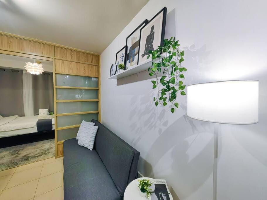 Citispace 1BR Condotel Suite at Ridgewood Towers Near BGC Airport #RW03A Apartment in Makati