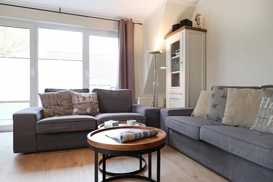 Residenz am Park 13 White Bay Apartment in Boltenhagen