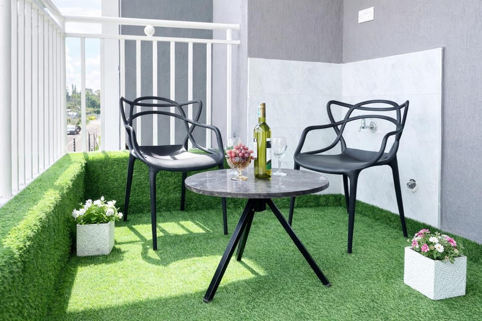 Patio, Garden view